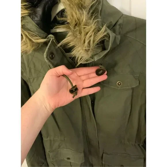 LL Bean Green Jacket Faux Fur Hood M - Picture 4 of 8